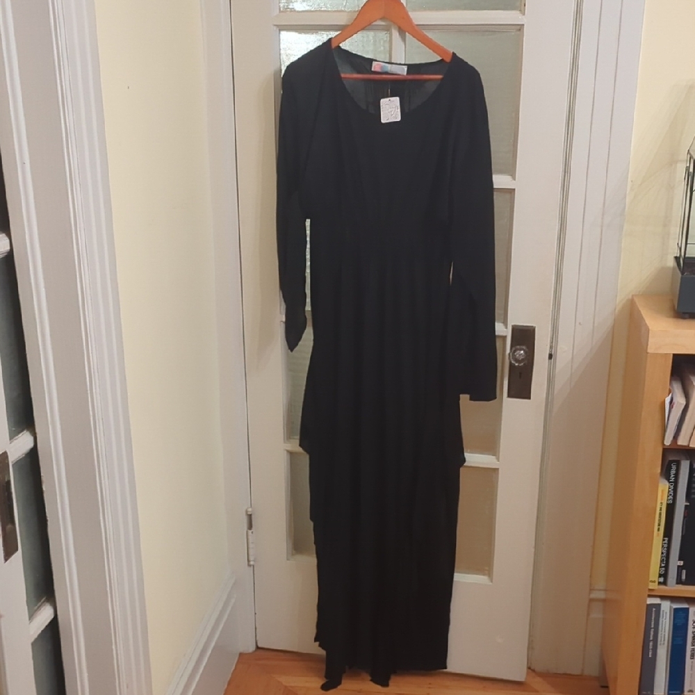 Chic Black Long Sleeve Maxi Dress